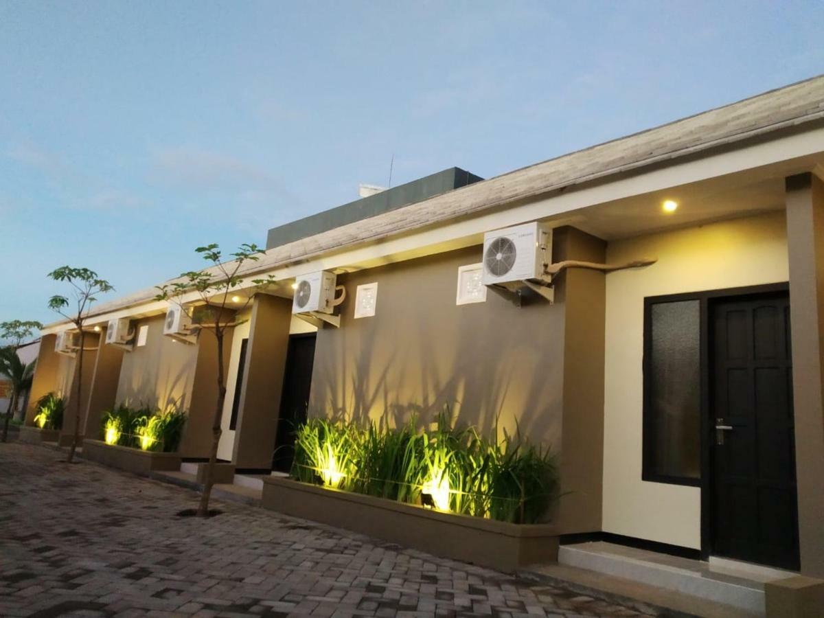 Reddoorz Syariah Plus Near Banyuwangi Airport Екстер'єр фото