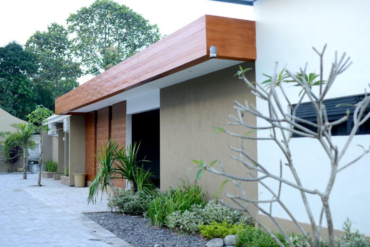 Reddoorz Syariah Plus Near Banyuwangi Airport Екстер'єр фото