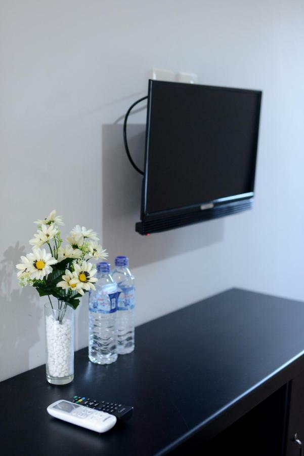 Reddoorz Syariah Plus Near Banyuwangi Airport Екстер'єр фото