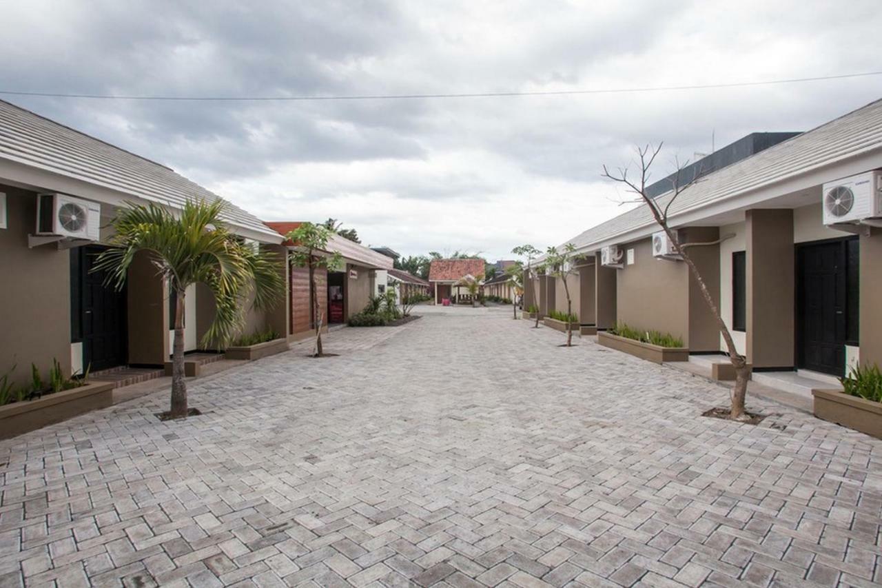 Reddoorz Syariah Plus Near Banyuwangi Airport Екстер'єр фото